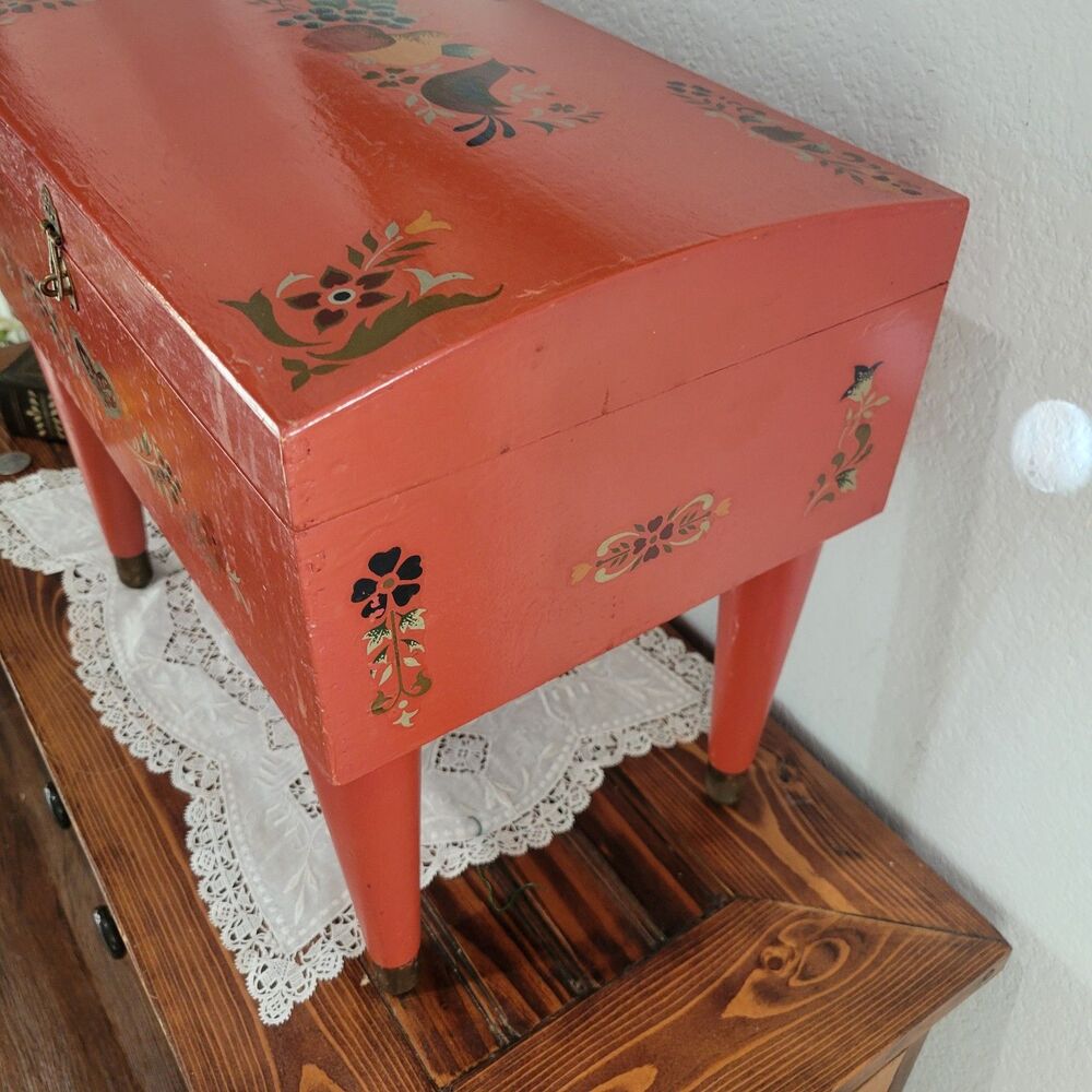Vintage Pennsylvania Dutch Stenciled Heart Wooden Chest Box Folk Art 14.5” FLAW - Picture 3 of 16